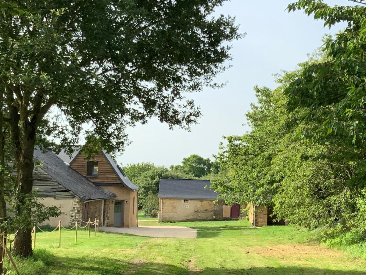 Le Plessis Aux Oiseaux Hotel Saint-Fort Bagian luar foto