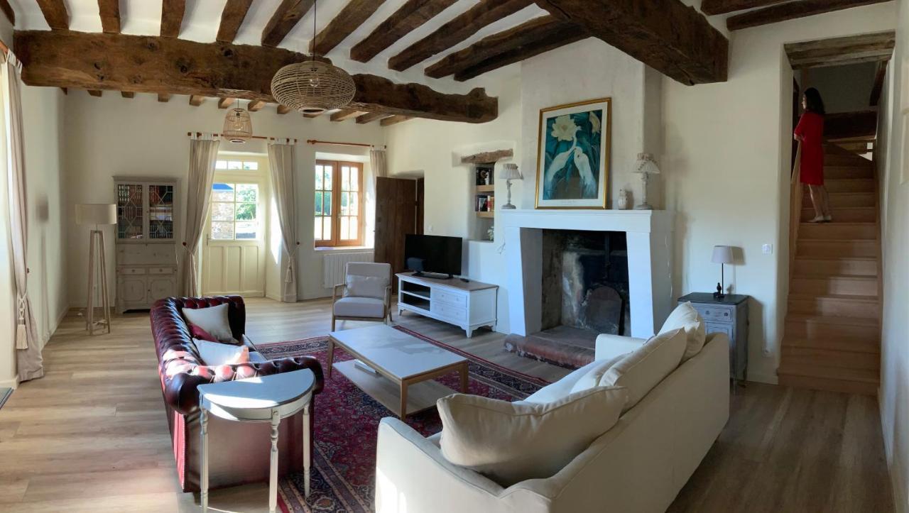 Le Plessis Aux Oiseaux Hotel Saint-Fort Bagian luar foto