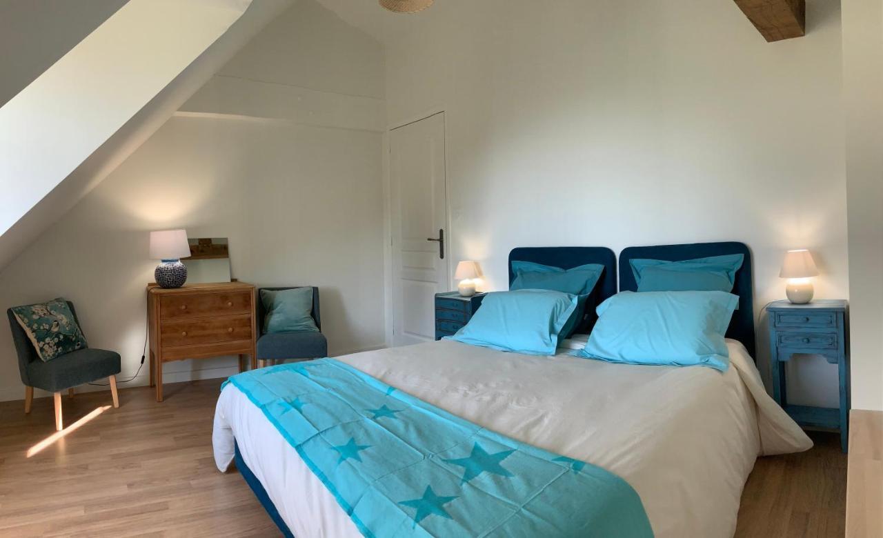 Le Plessis Aux Oiseaux Hotel Saint-Fort Bagian luar foto
