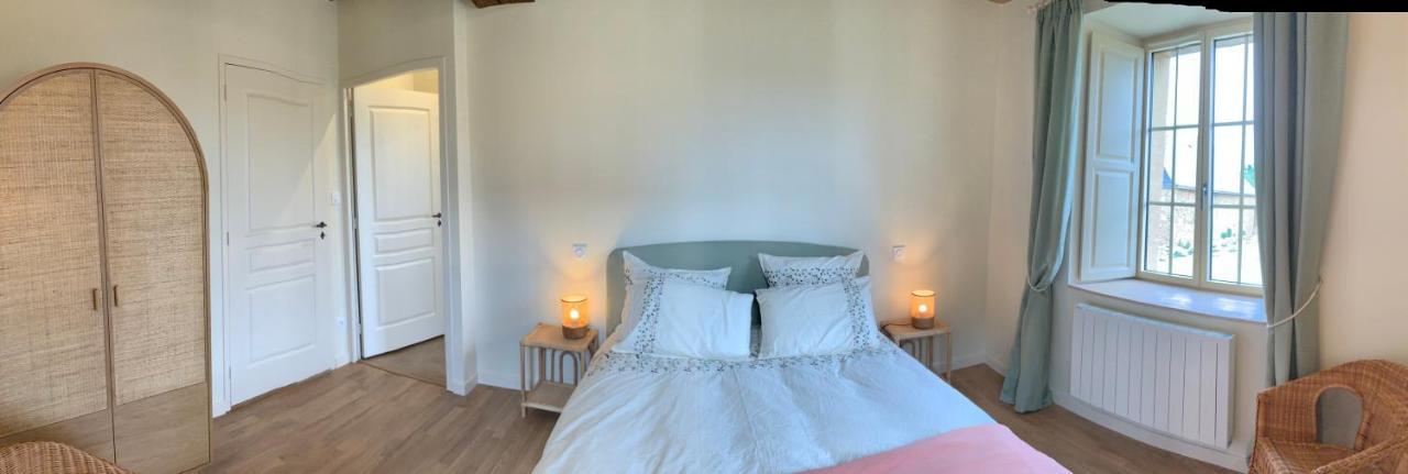 Le Plessis Aux Oiseaux Hotel Saint-Fort Bagian luar foto